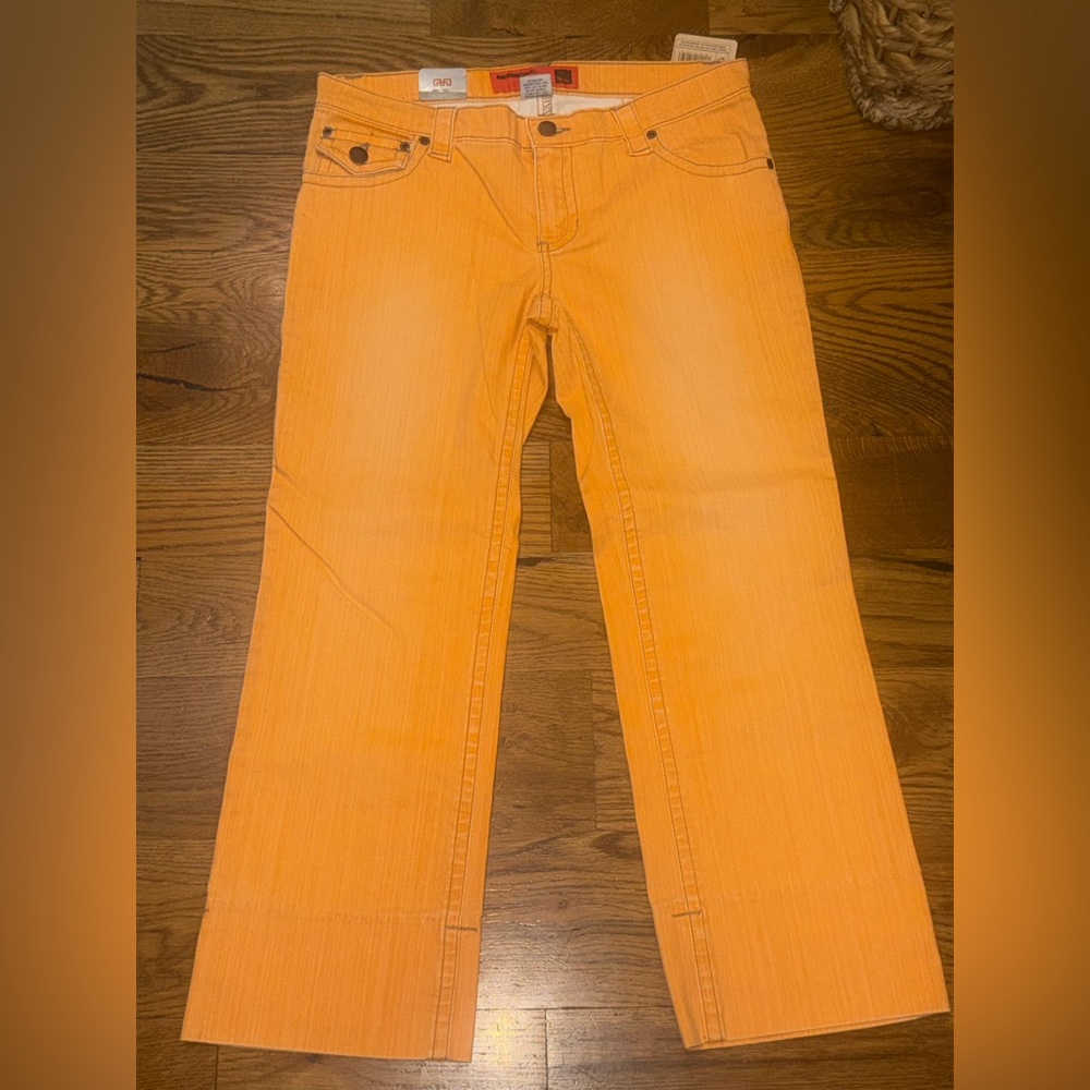 NWT. Mossimo. Faded Orange Low-Rise Denim. Size 7.